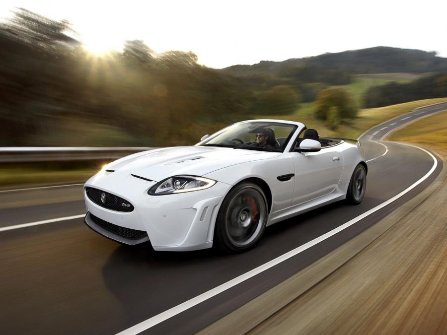  Jaguar XKR-S Convertible 2011 года  (UK) (фото 10 из 16)